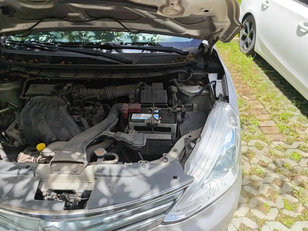 Nissan Livina 2015 2015 1.6XE CVT Comfort Connect Edition