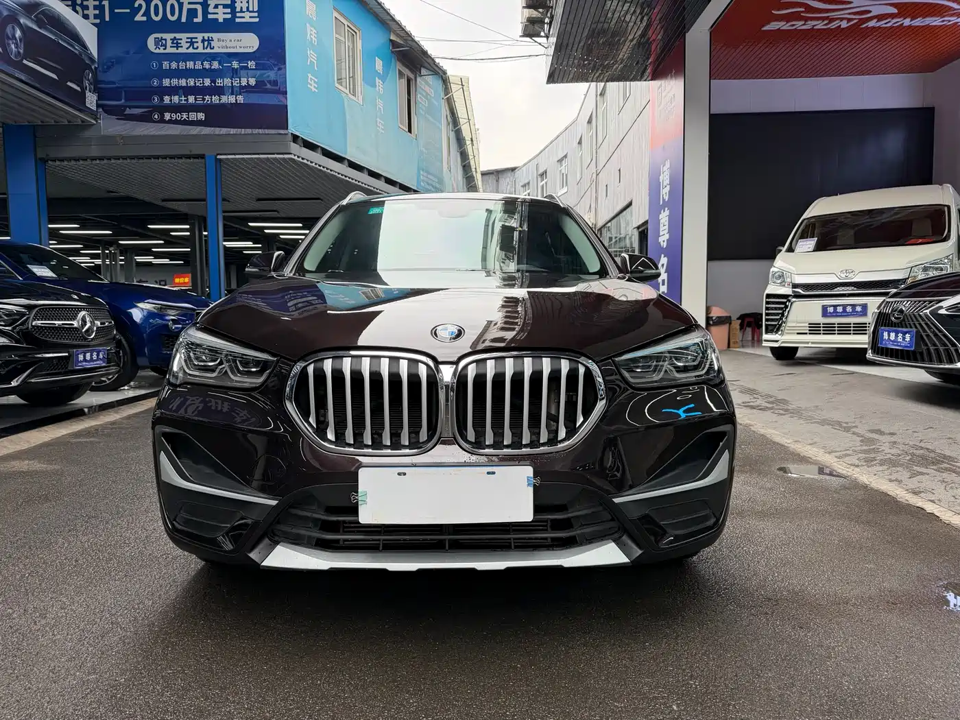 BMW X1 2019 xDrive20Li Premium Model фото 2