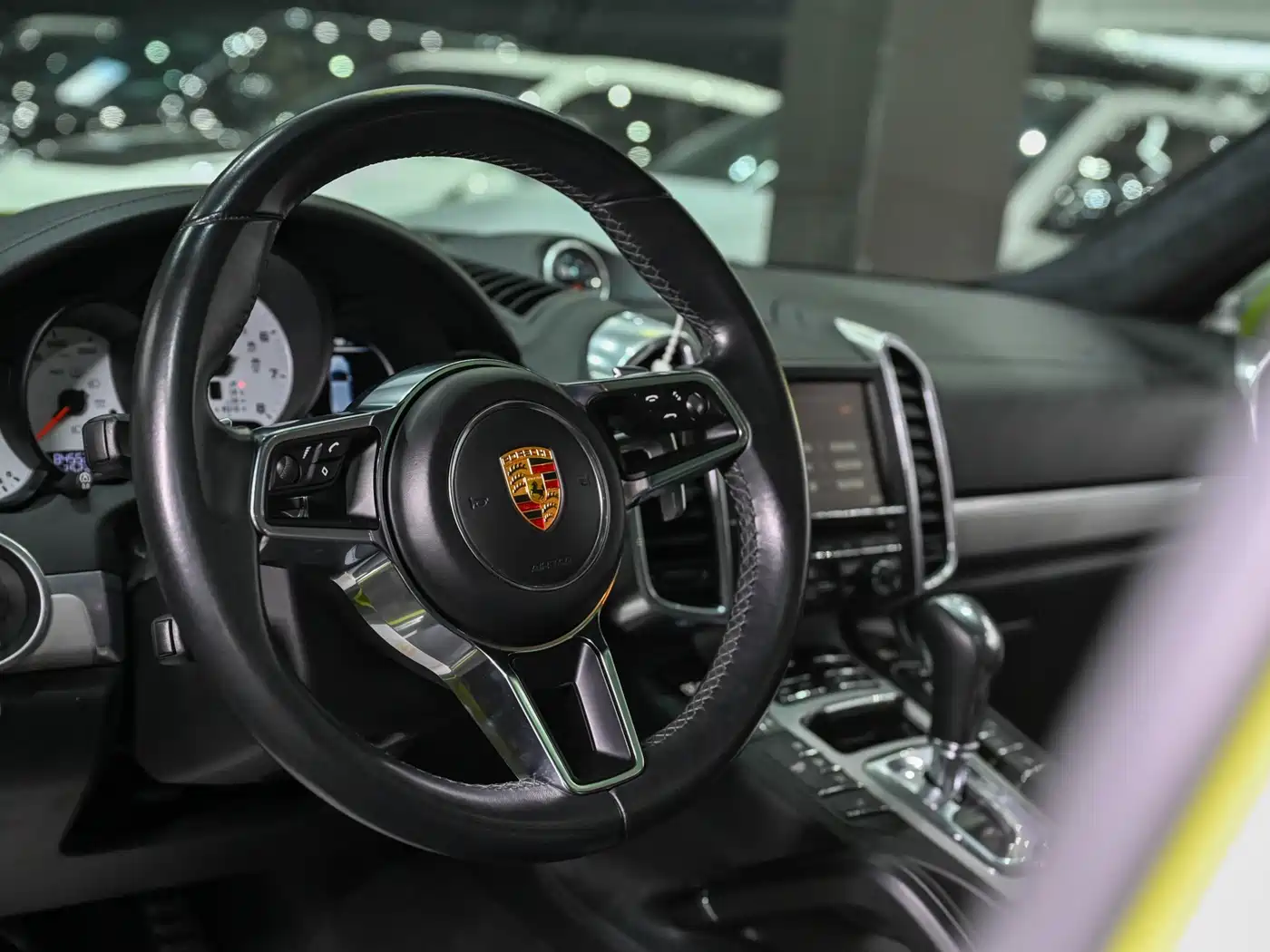 Porsche Cayenne 2015 Cayenne GTS 3.6T фото 8