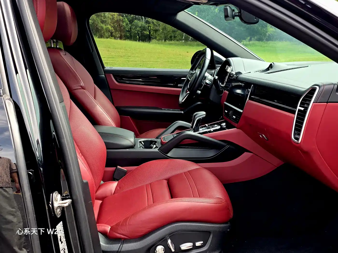 Фото 13 - Porsche Cayenne