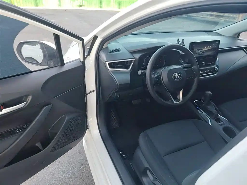 Toyota Levin 2023 TNGA 1.5L CVT Progressive фото 16