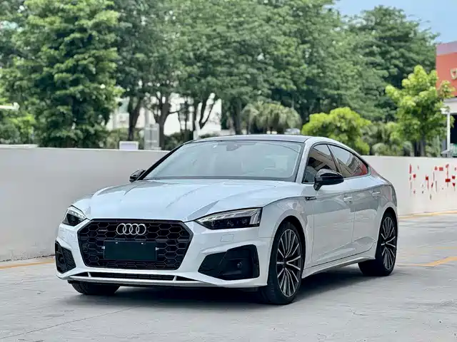  Audi Audi A5 (Import) 2024 Sportback 40 TFSI quattro Luxury Dynamic