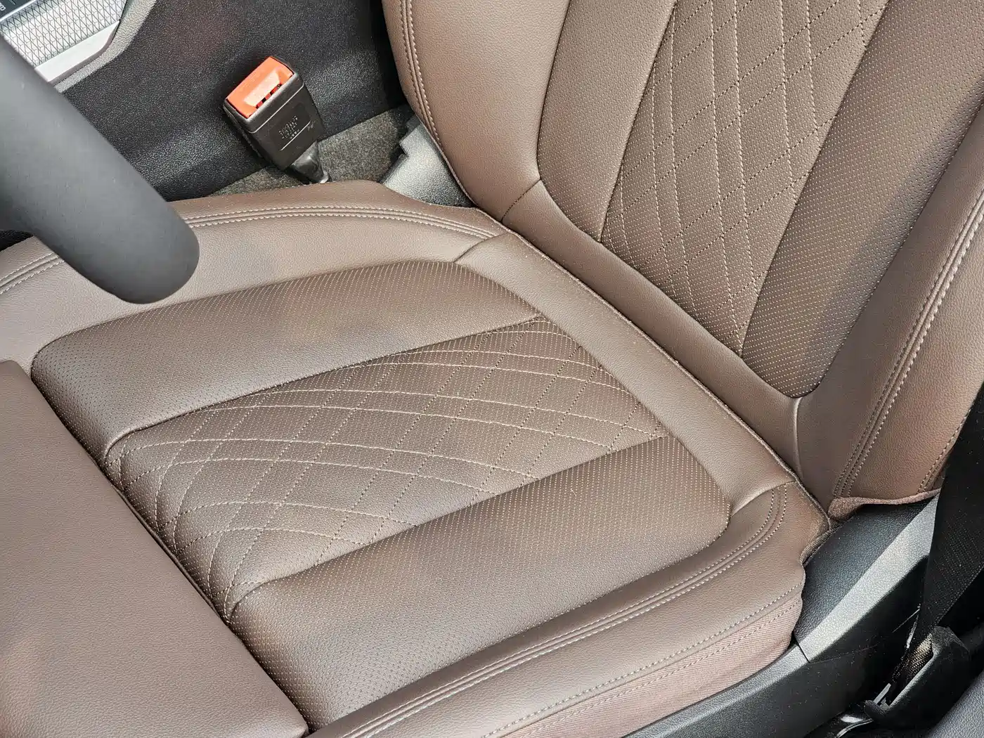 BMW 3 Series 2023 325i M Sport Black Night Package фото 11