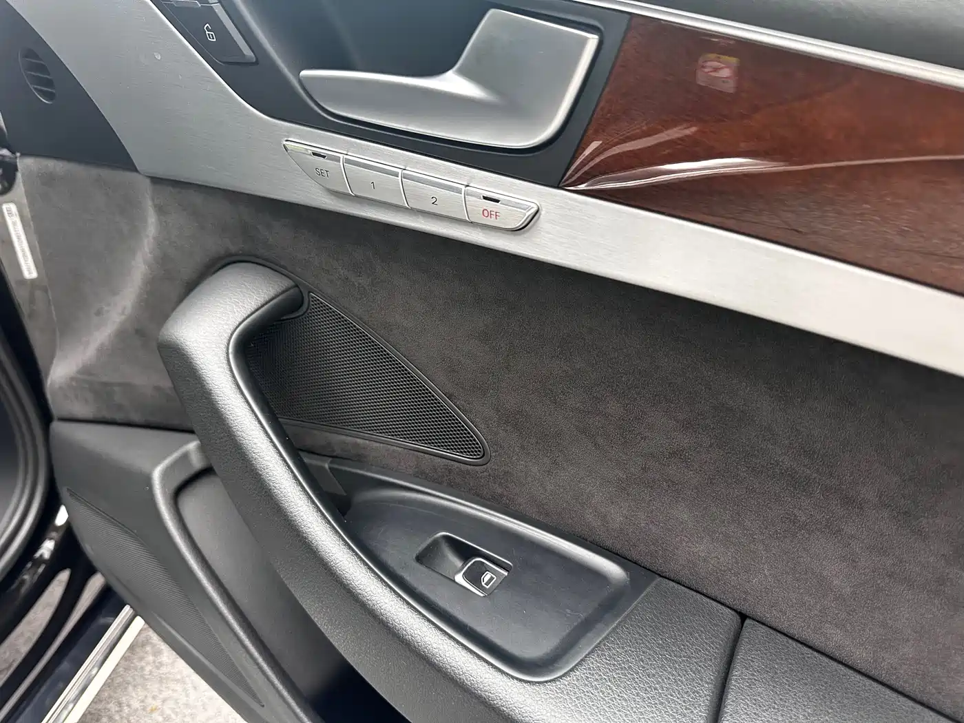 Audi A8 2016 A8L 45 TFSI quattro Comfort фото 8