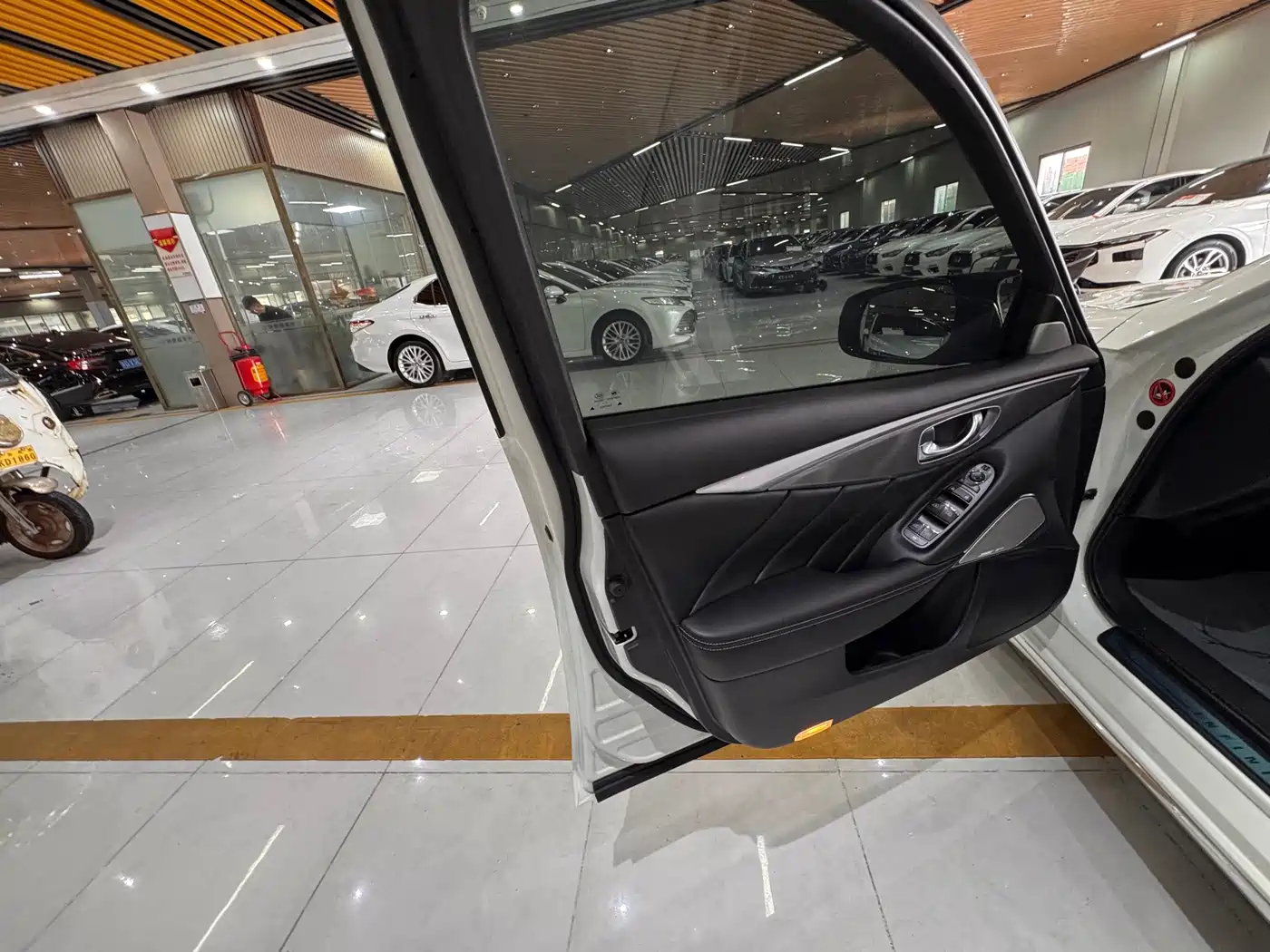 Infiniti Q50L 2022 2021 2.0T Premium