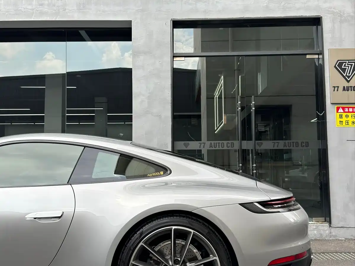 Porsche 911 2023 Carrera 3.0T фото 12