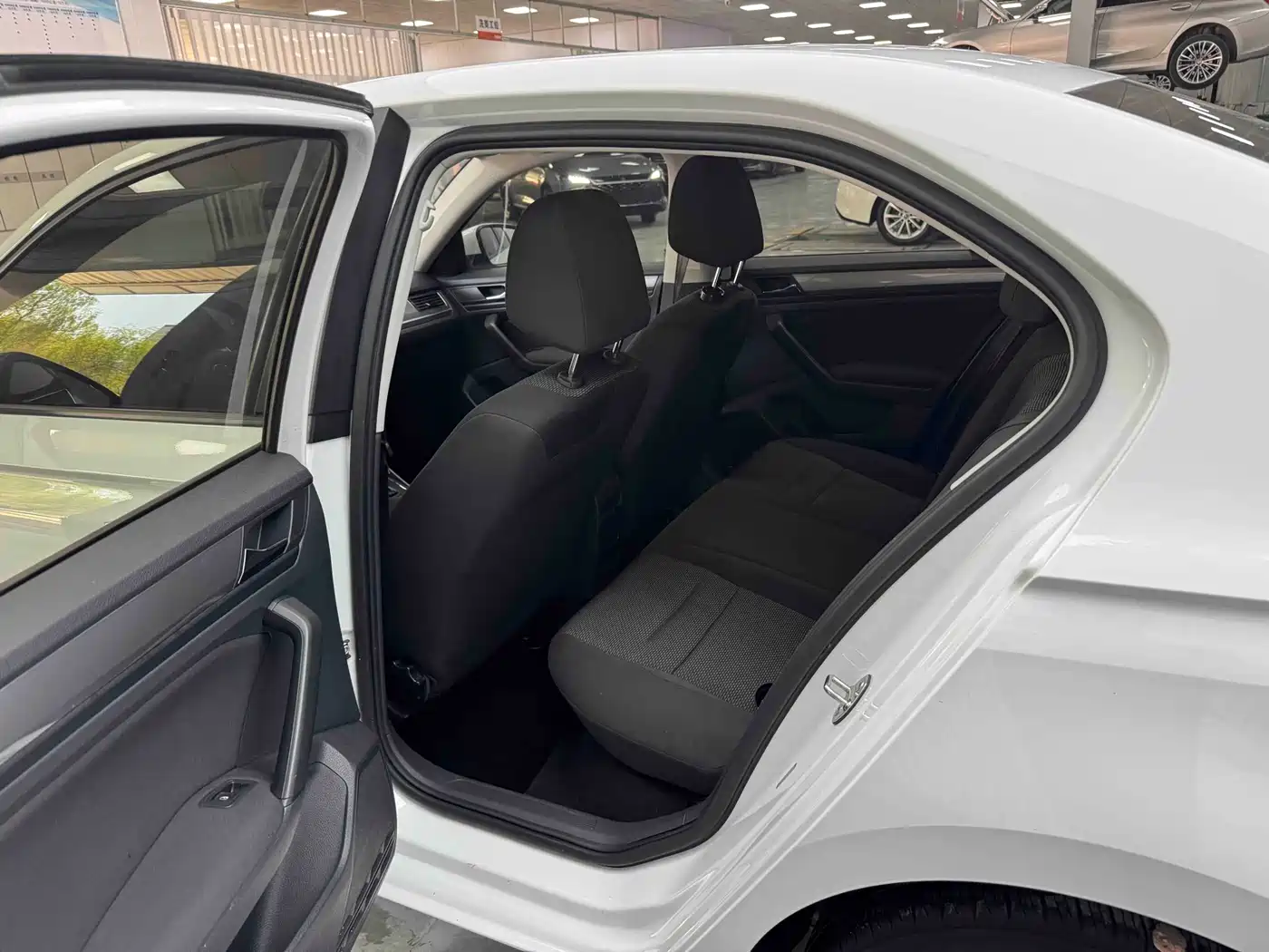 Volkswagen Bora 2018 1.5L Automatic Fashion фото 8