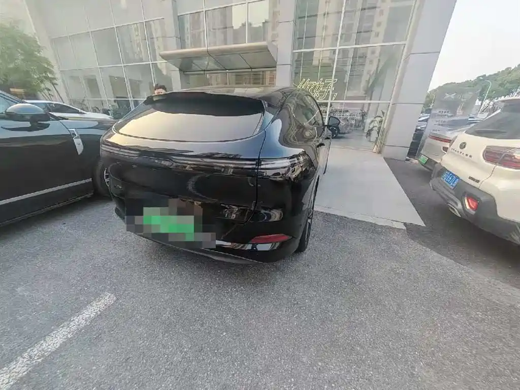 Фото 2 - XPeng G6