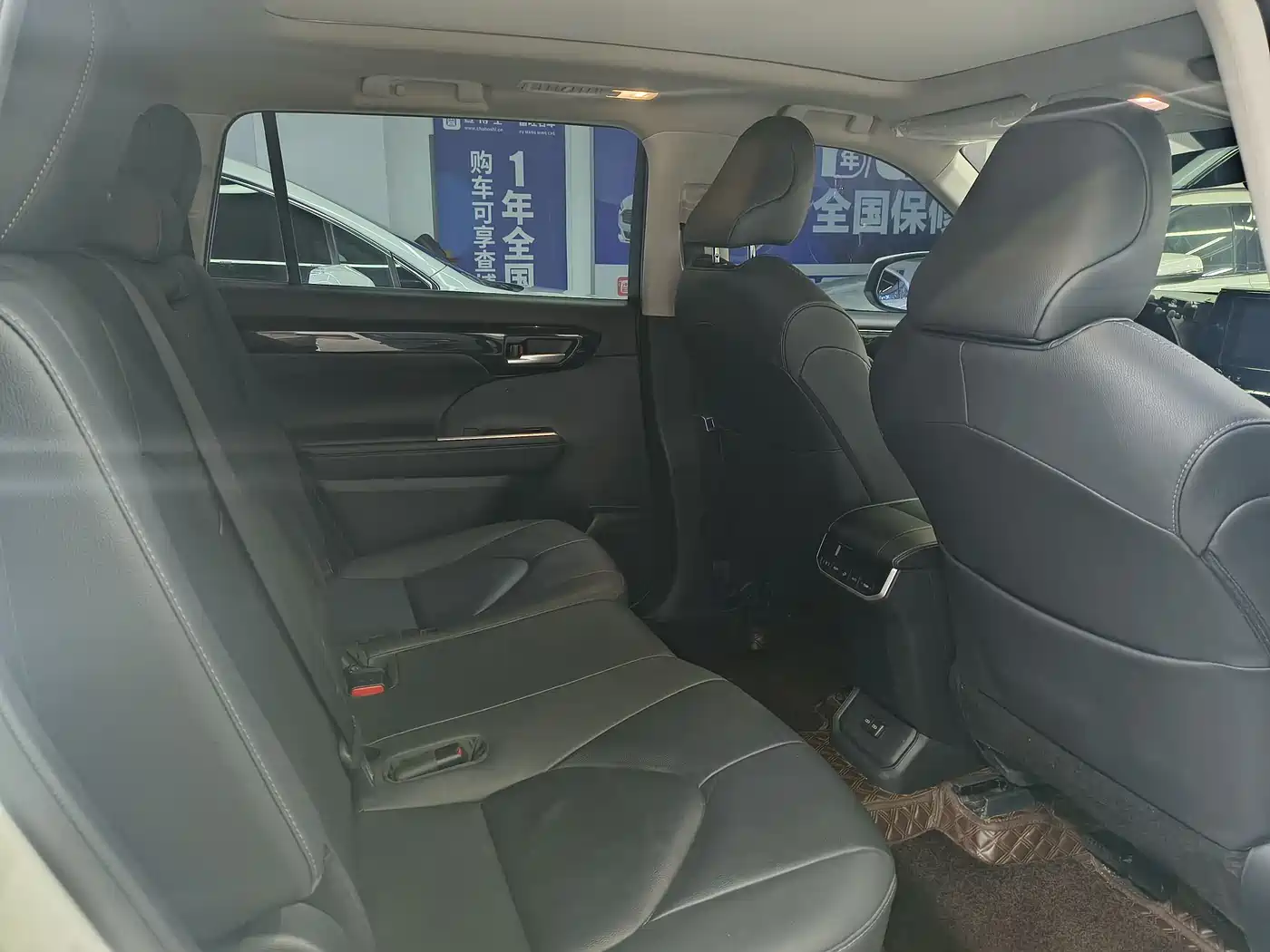 Toyota Highlander 2022 380T 4WD Luxury 7-Seater фото 21