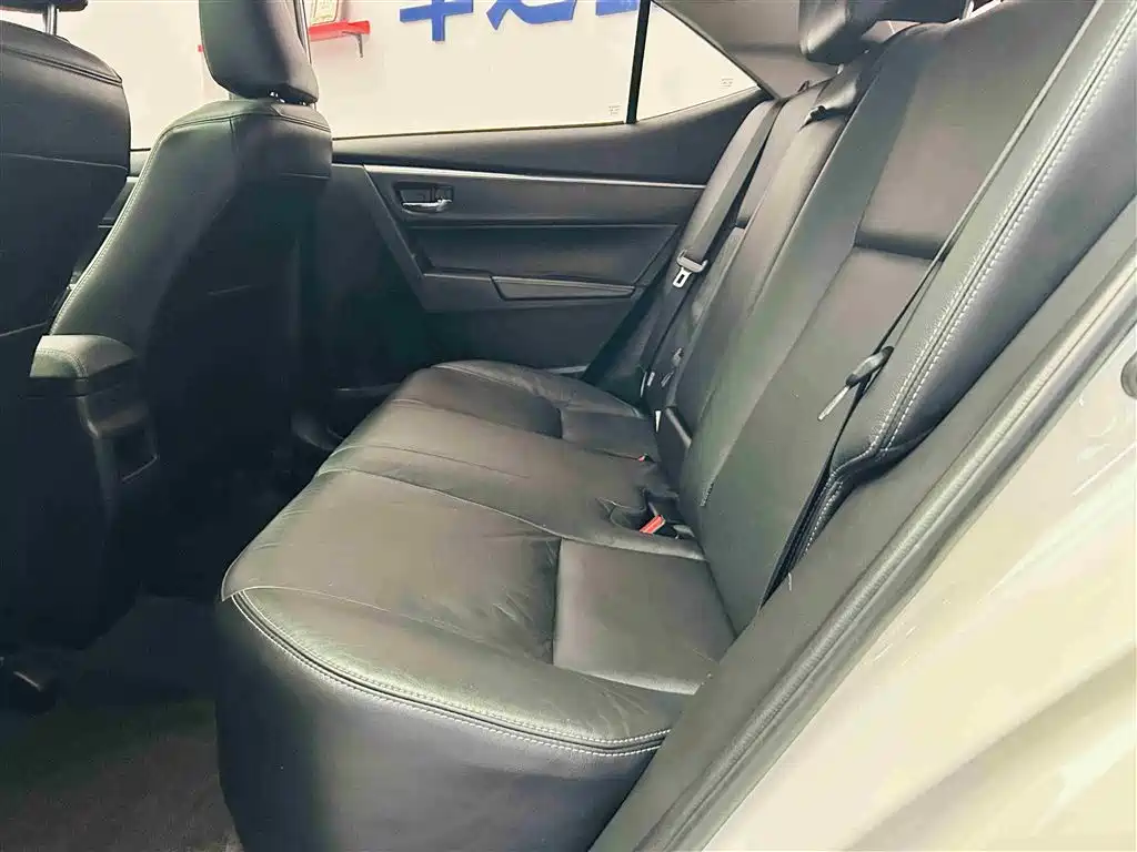 Toyota Corolla 2017 Facelift 1.2T S-CVT GL-i Leather Edition фото 22