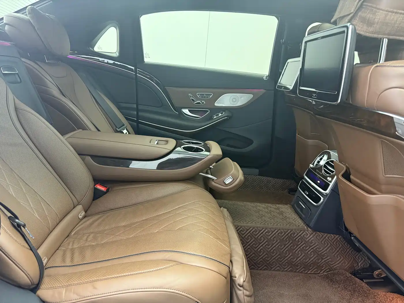 Mercedes-Benz Maybach S-Class 2016 2016 S 400 4MATIC