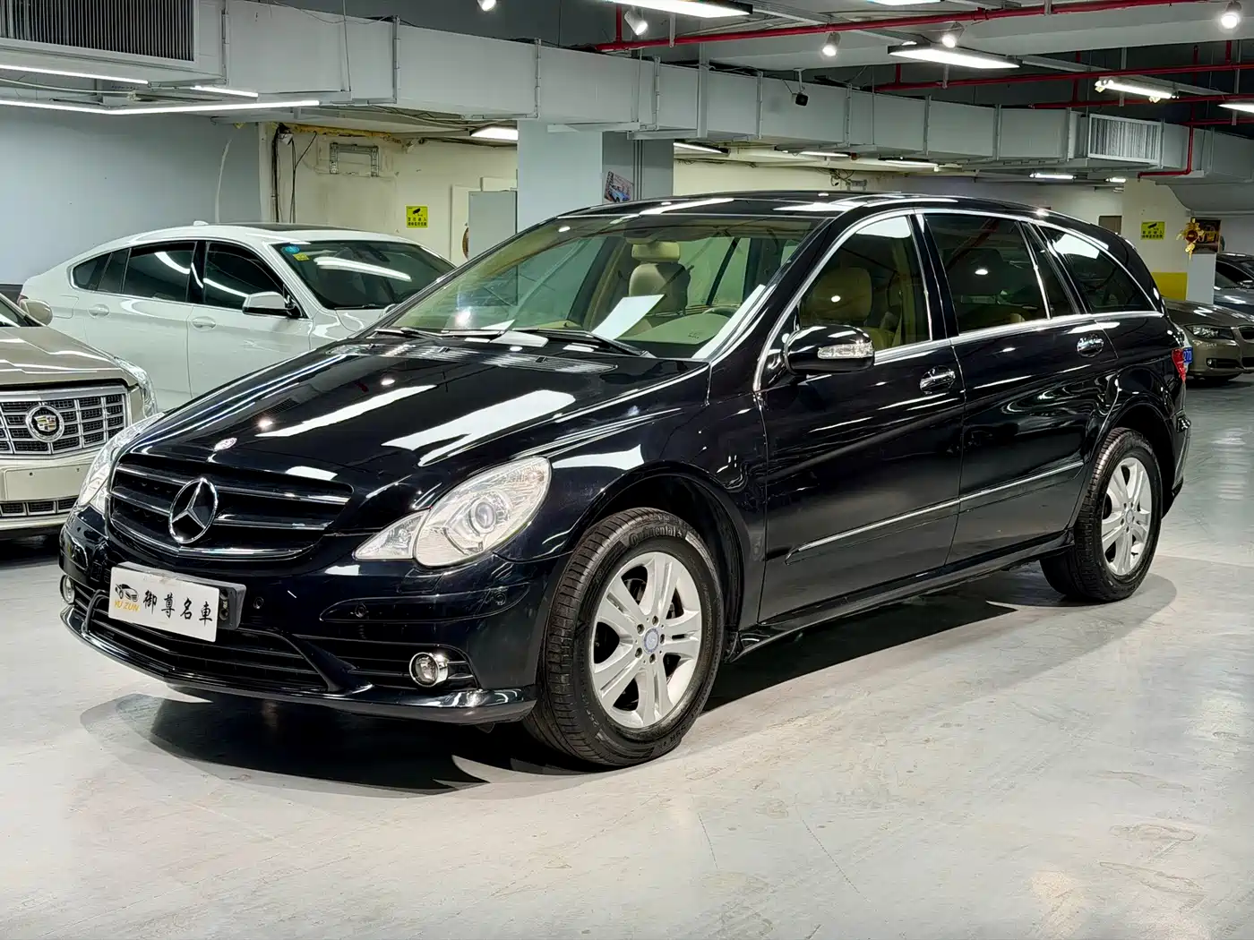 Mercedes-Benz R-Class 2010 R 350 L 4MATIC