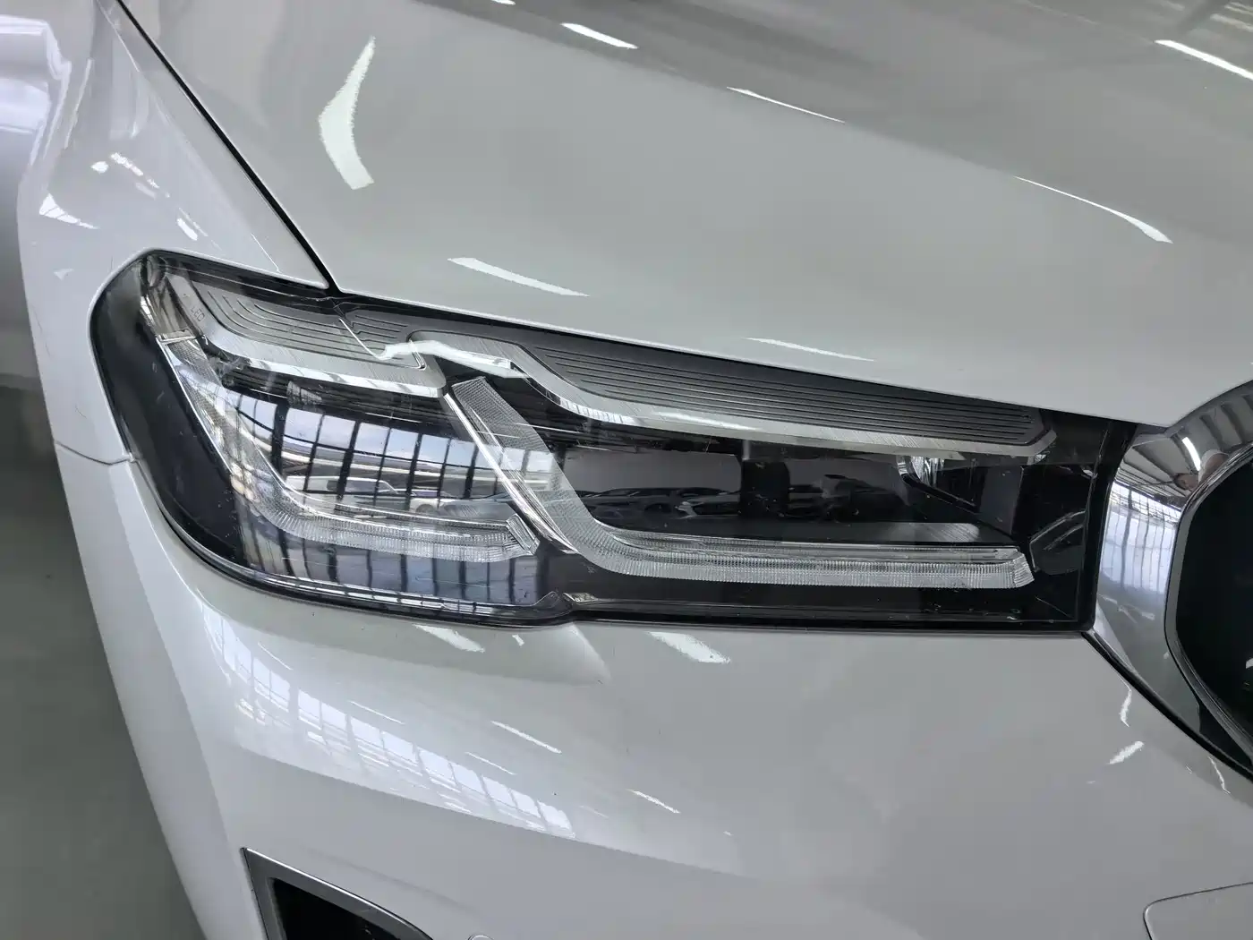 Фото 13 - BMW 5 Series