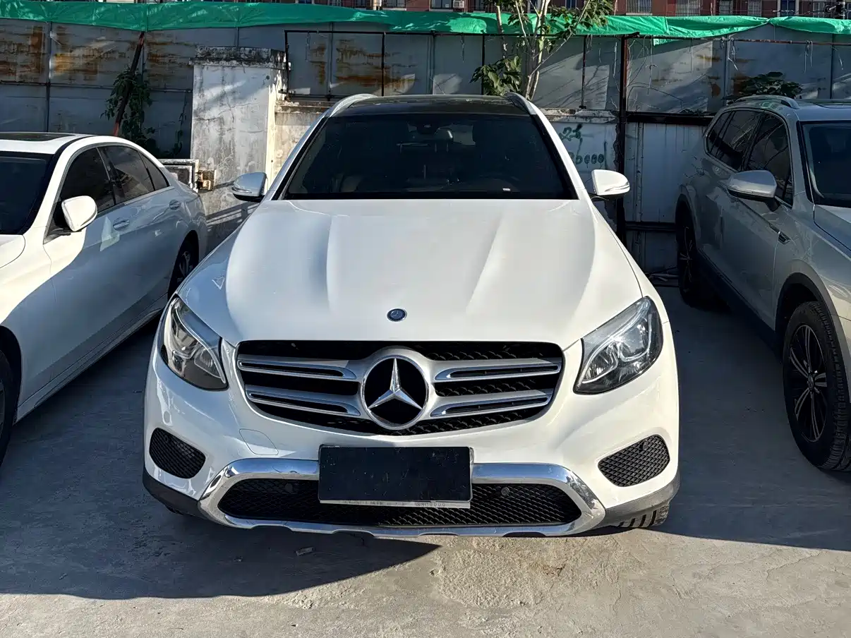 Mercedes-Benz GLC 2016 GLC 260 4MATIC Dynamic фото 2