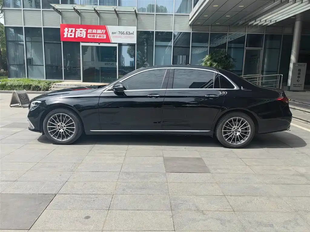 Mercedes-Benz E-Class 2022 E 260 L фото 14