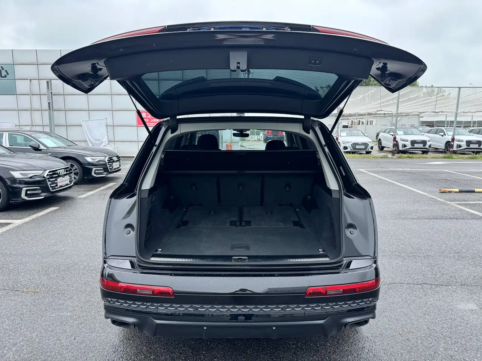 Фото 8 - Audi Q7