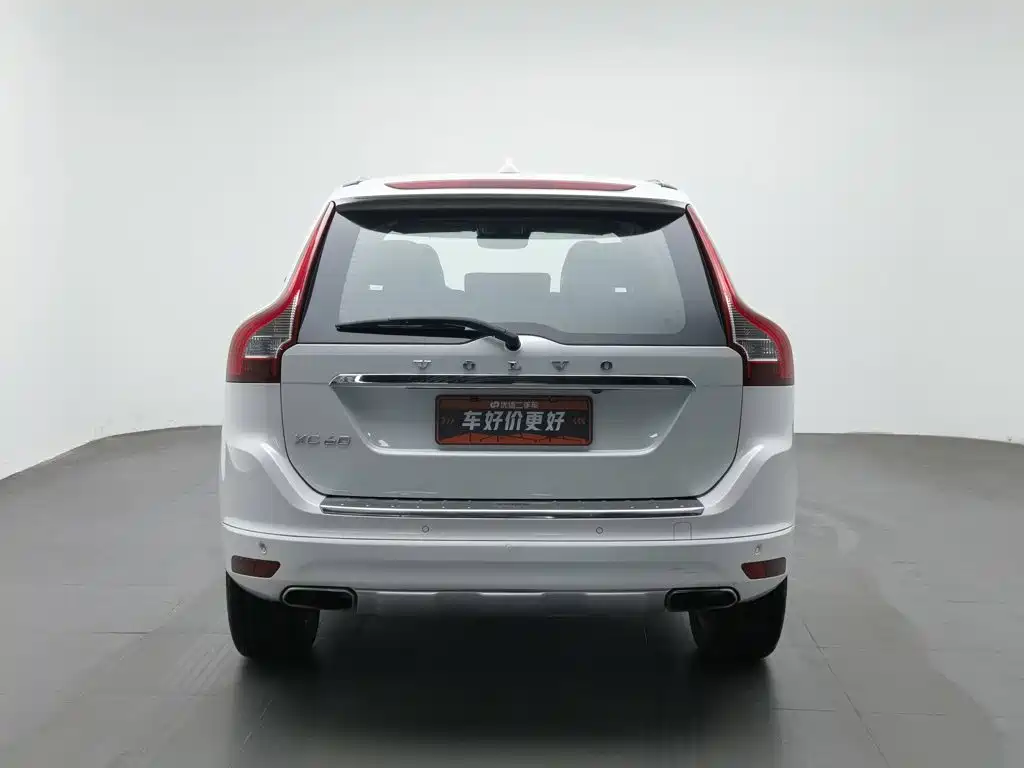 Photo 4 - Volvo XC60