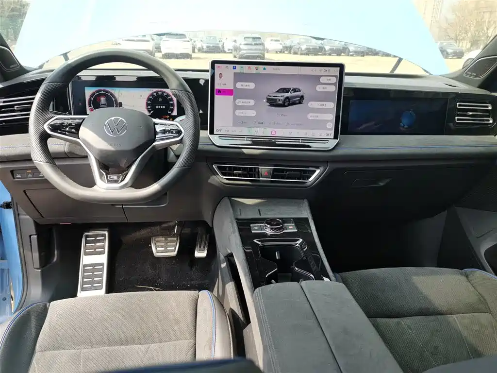 Volkswagen Tiguan L 2024 PRO 380TSI 4WD R-Line Premium Edition фото 10