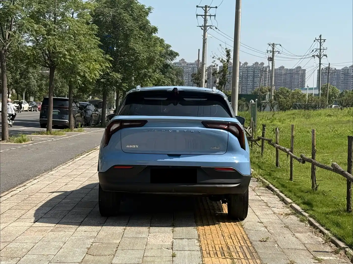 Photo 5 - Geely Geometry E Firefly