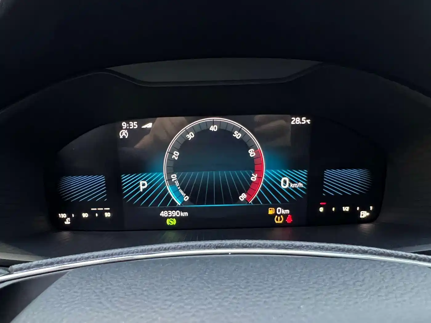 Škoda Karoq 2023 2022 TSI280 Premium Edition