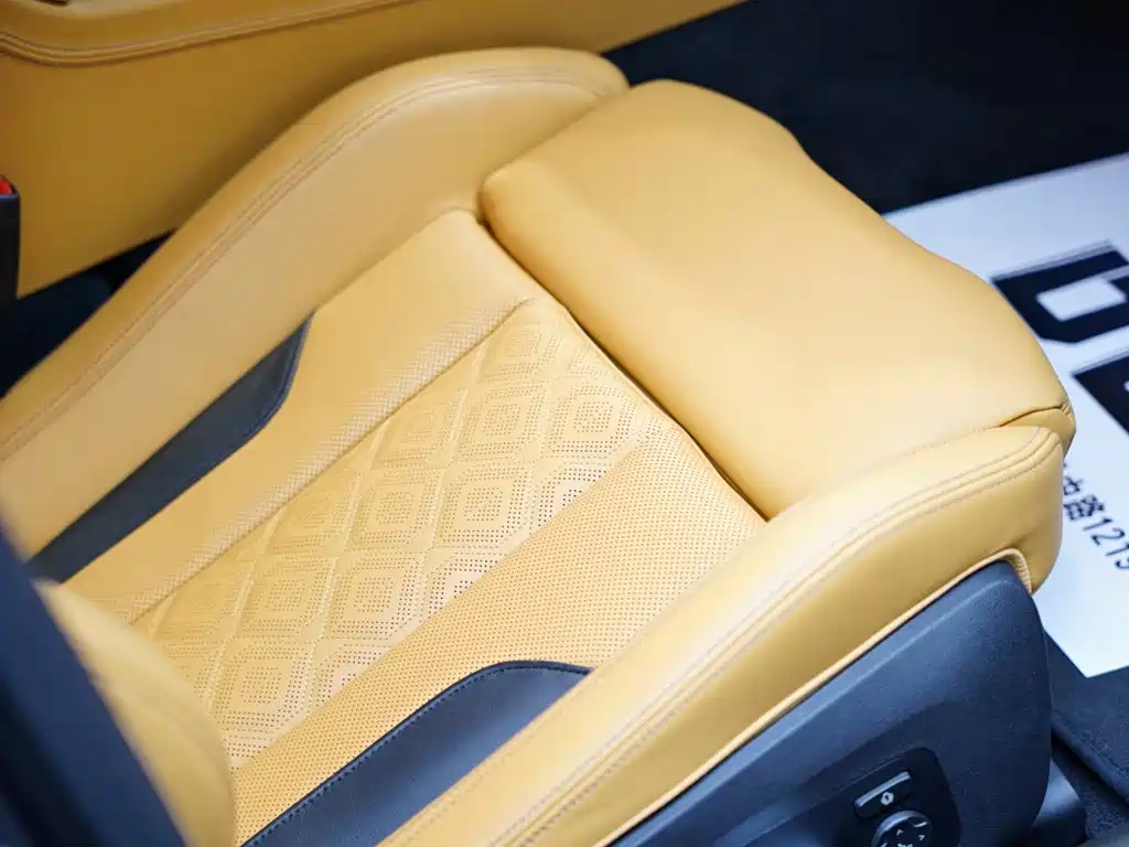 BMW M8 2021 2020 M8 4-Door Coupe Thunder Edition