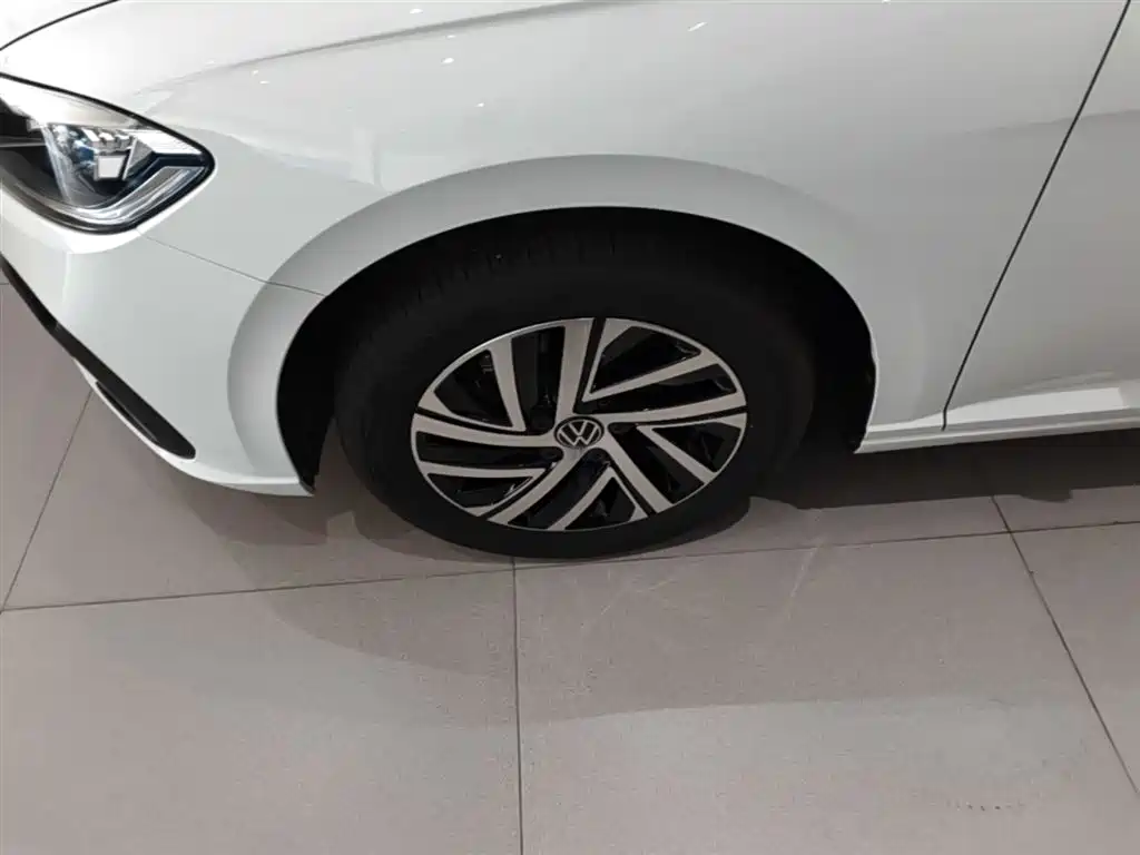Volkswagen Lavida 2024 Model 300TSI DSG Starlight Leading Edition фото 23
