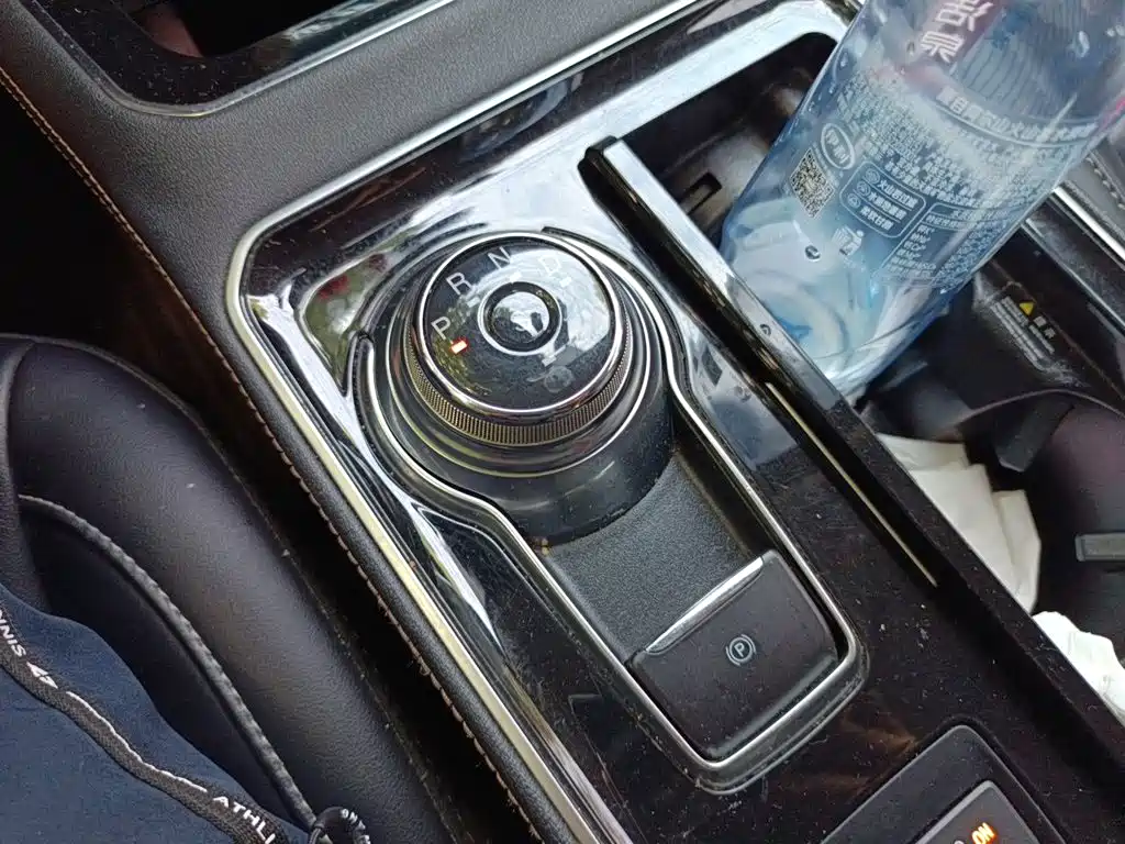 Фото 7 - Ford Edge