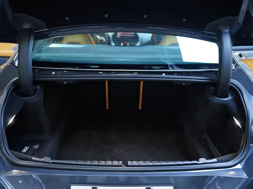 BMW M8 2021 2020 M8 4-Door Coupe Thunder Edition