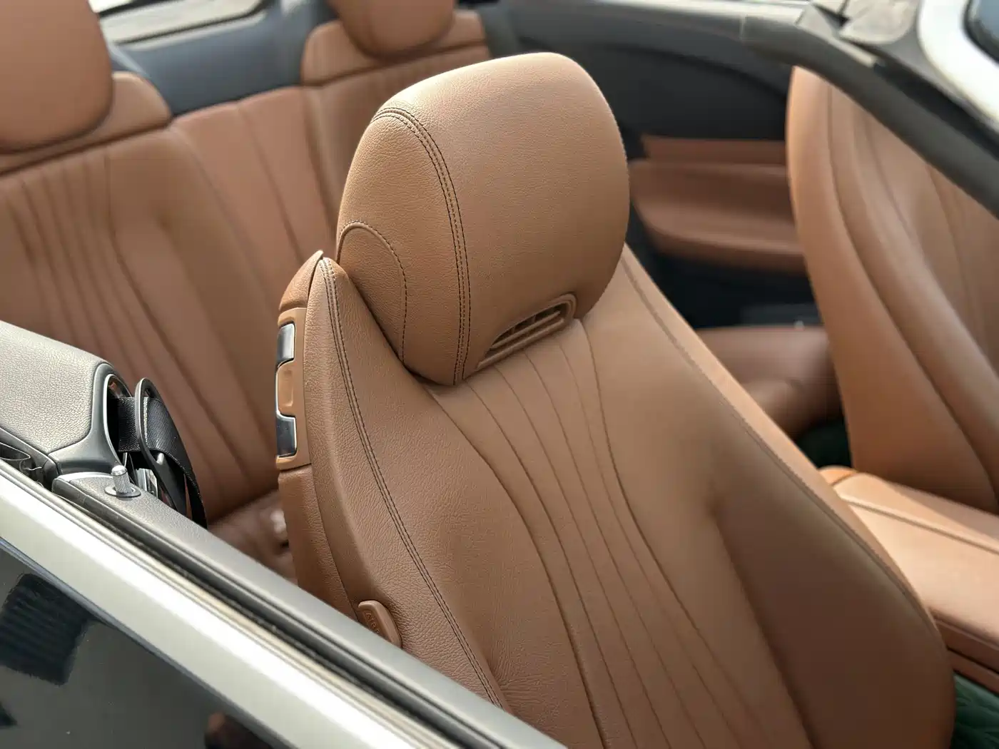 Mercedes-Benz E-Class (Import) 2018 E 200 Convertible Coupe фото 9