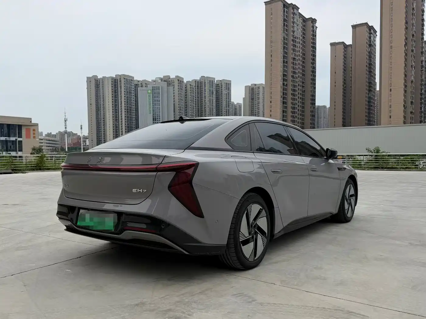 Hongqi EH7 2025 2025 640 AWD Smart Selection Edition