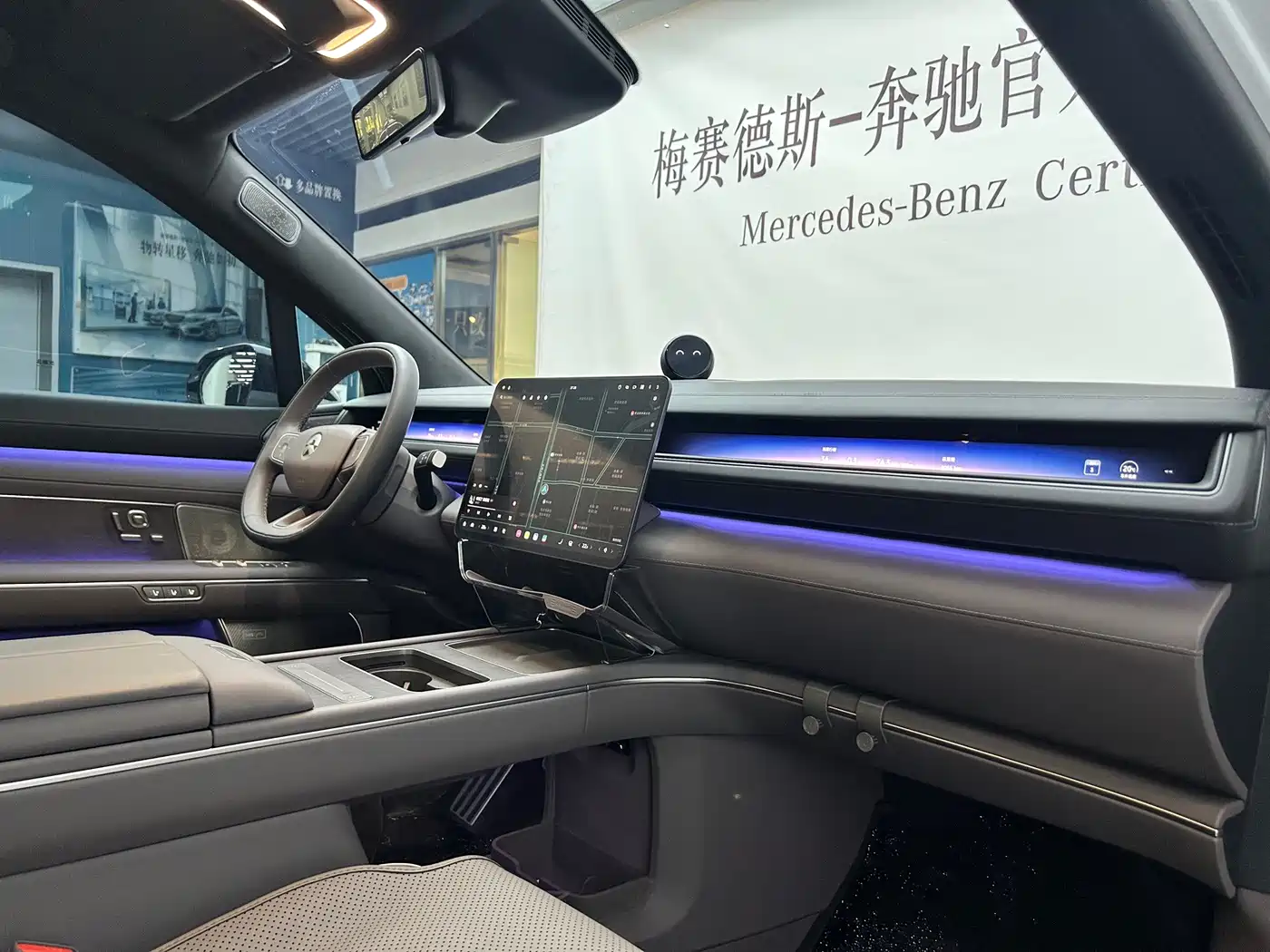 NIO ES8 2026 2025 Model 6-Seat Executive Luxury Edition