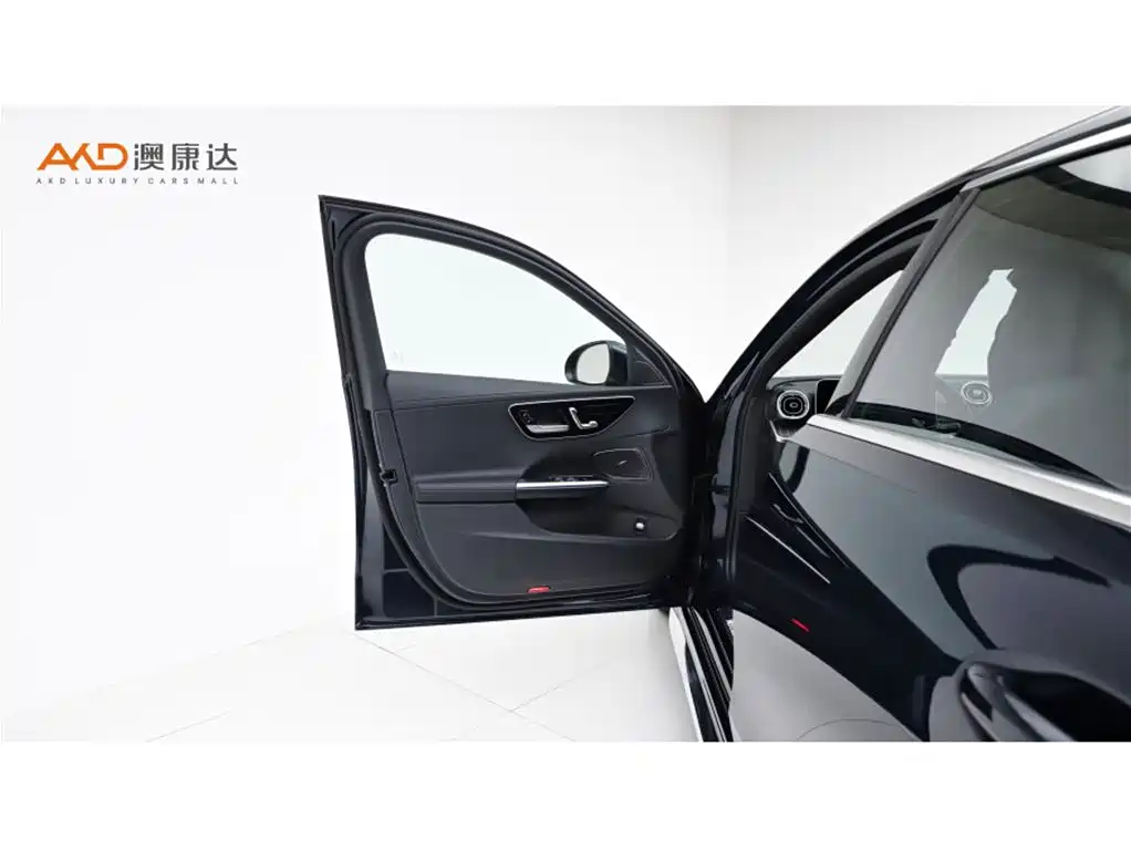 Mercedes-Benz C-Class 2024 Second Facelift C 260 L Sport фото 10
