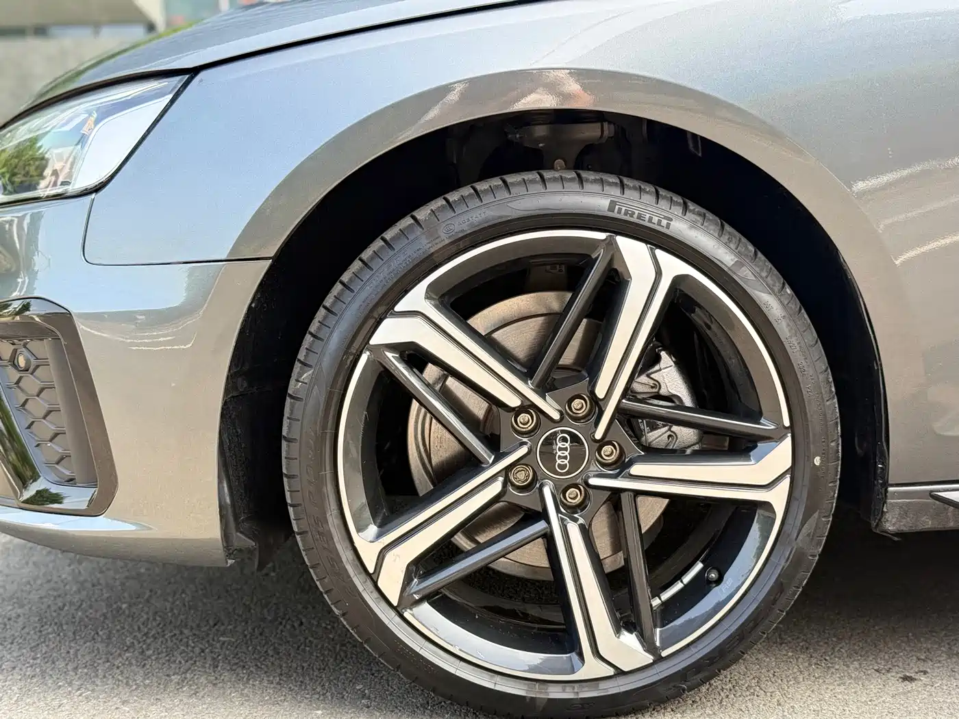 Audi A4L 2024 40 TFSI Luxury Dynamic фото 15