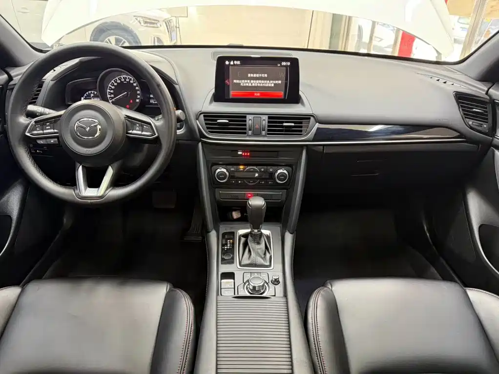Mazda CX-4 2023 2021 2.0L Auto FWD Skyactiv Explorer Edition