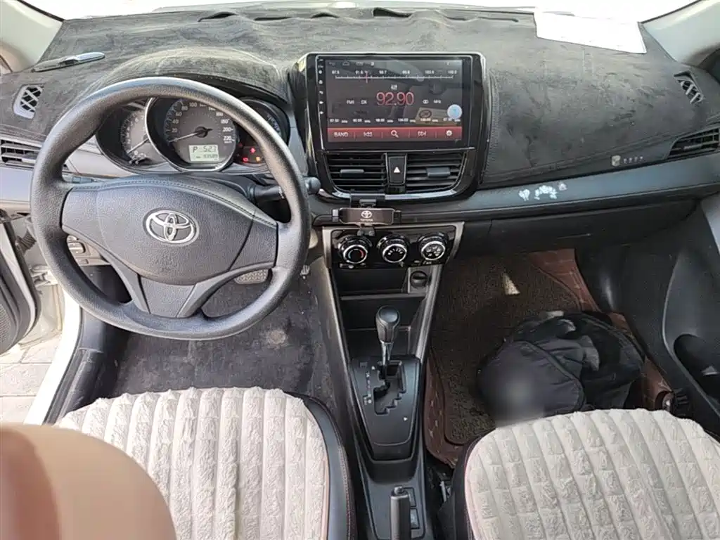 Toyota YARiS L Zhi Xuan 2019 1.5E CVT MeiDong Edition China VI фото 10
