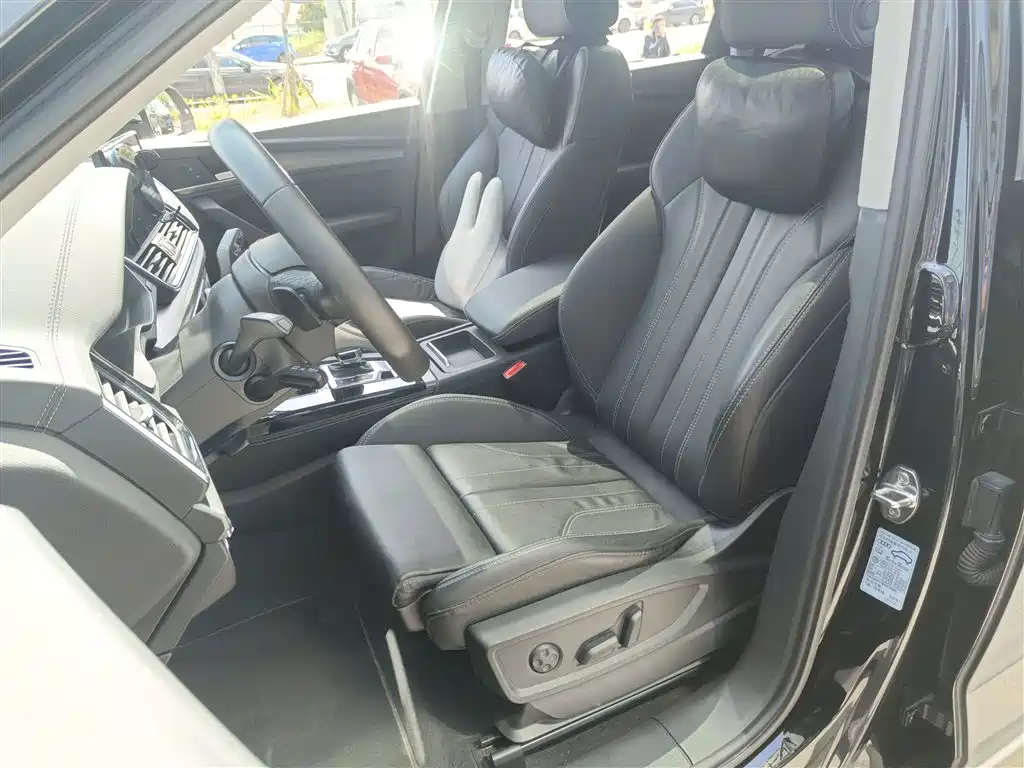 Audi Q5L 2022 Facelift 40T Luxury Dynamic фото 15