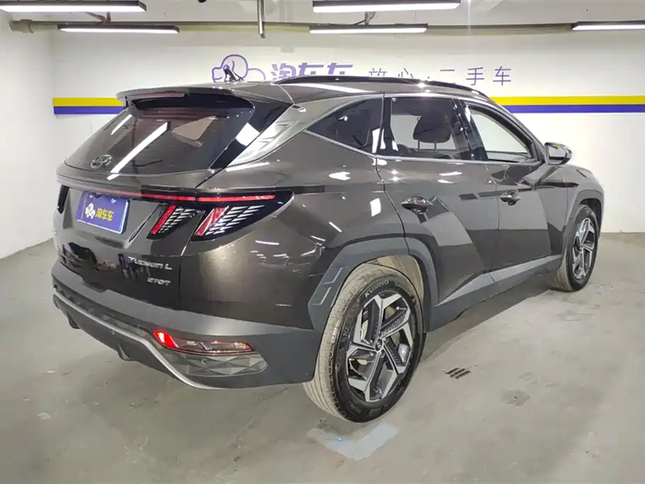 Hyundai Tucson 2023 Tucson L 1.5T Automatic 2WD DLX Luxury Edition фото 3