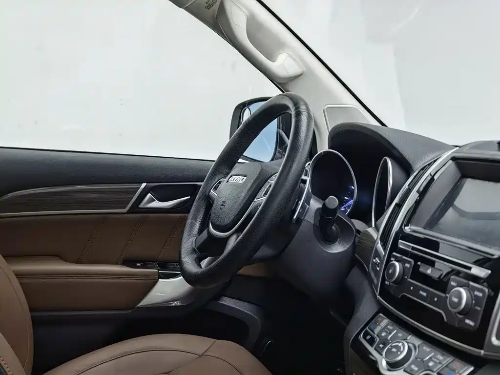 Haval H9 2016 2016 2.0T 4WD Luxury 7-seater