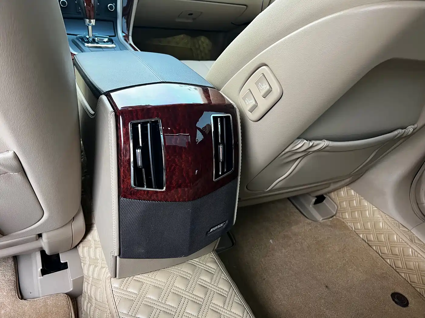 Cadillac SLS 2012 2.0T Comfort фото 15