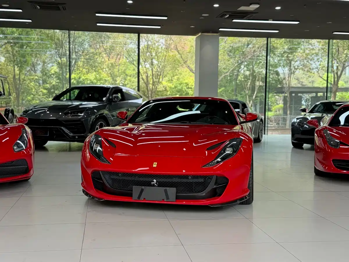 Ferrari 812 2017 6.5L Superfast фото 30