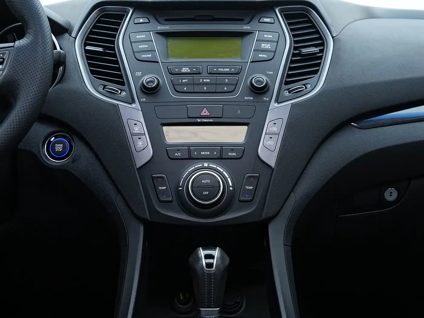 Hyundai Santa Fe 2013 Model 2.4L Automatic 2WD Smart фото 8