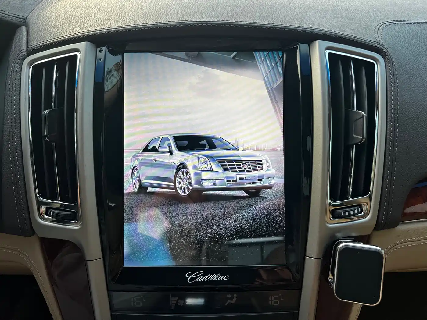 Cadillac SLS 2012 2.0T Comfort фото 19
