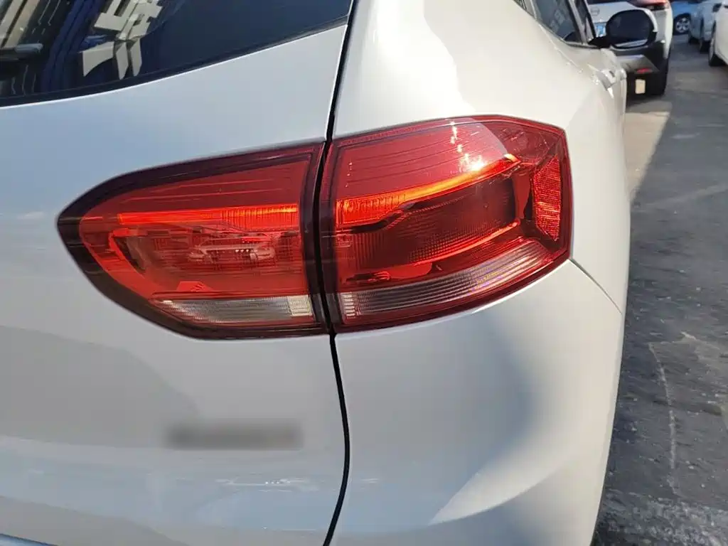 Haval H2s 2019 2018 Red Label 1.5T DCT Smart Elite Type