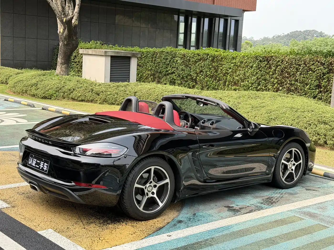 Porsche 718 2018 Boxster 2.0T фото 6