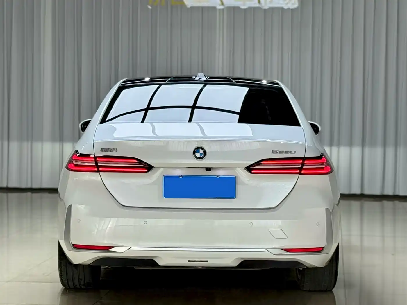 BMW 5 Series 2024 525Li Luxury Package фото 8