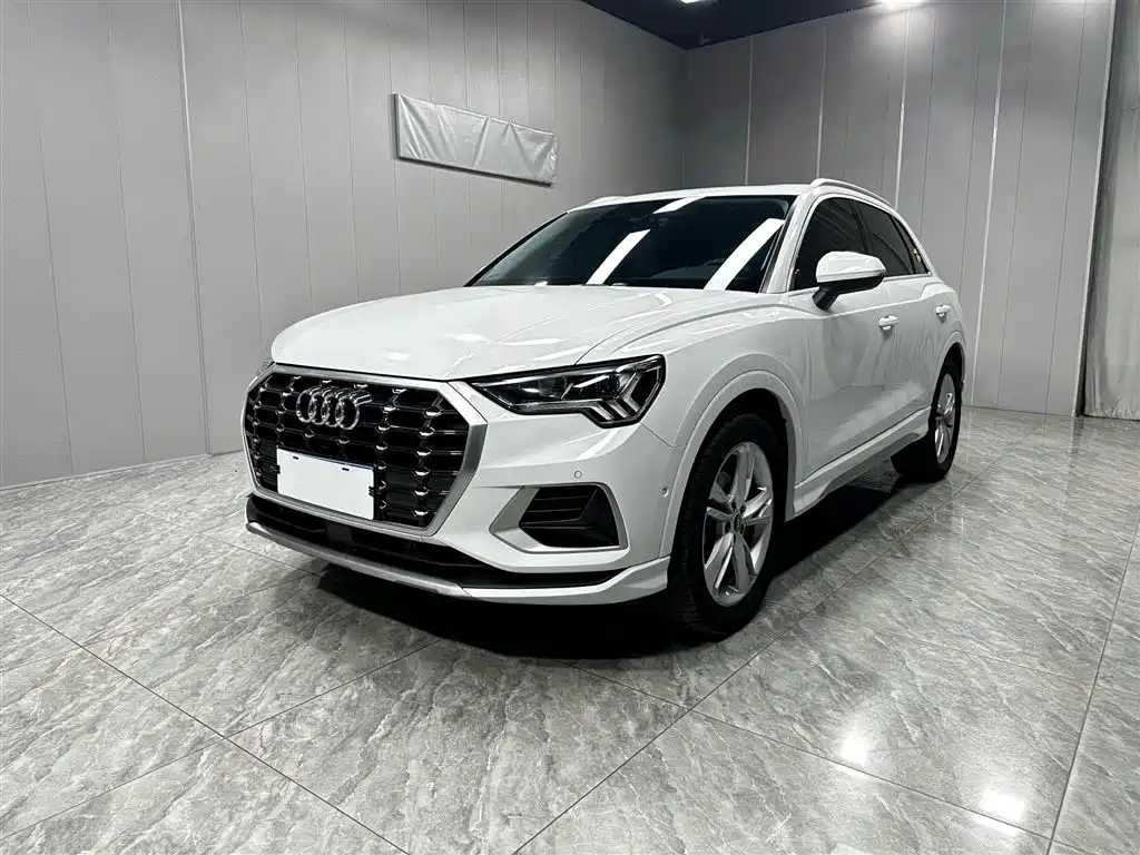 Audi Q3 2022 35 TFSI Fashion Elegance