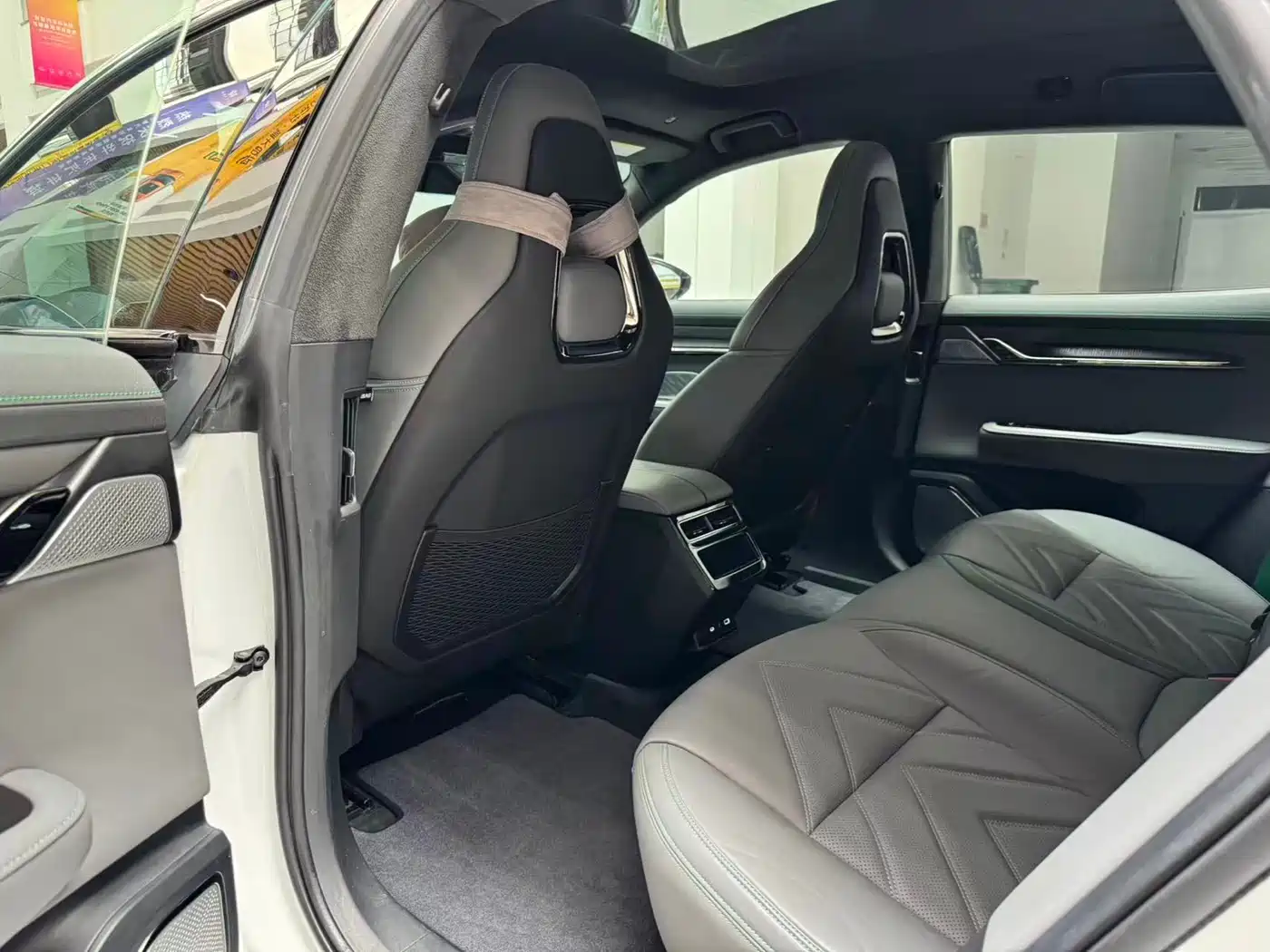 ZEEKR EXTREME KRYPTON 001