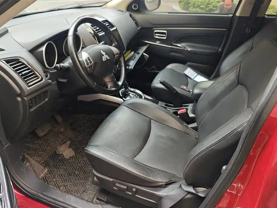Mitsubishi ASX 2018 2.0L CVT 2WD Premium фото 9