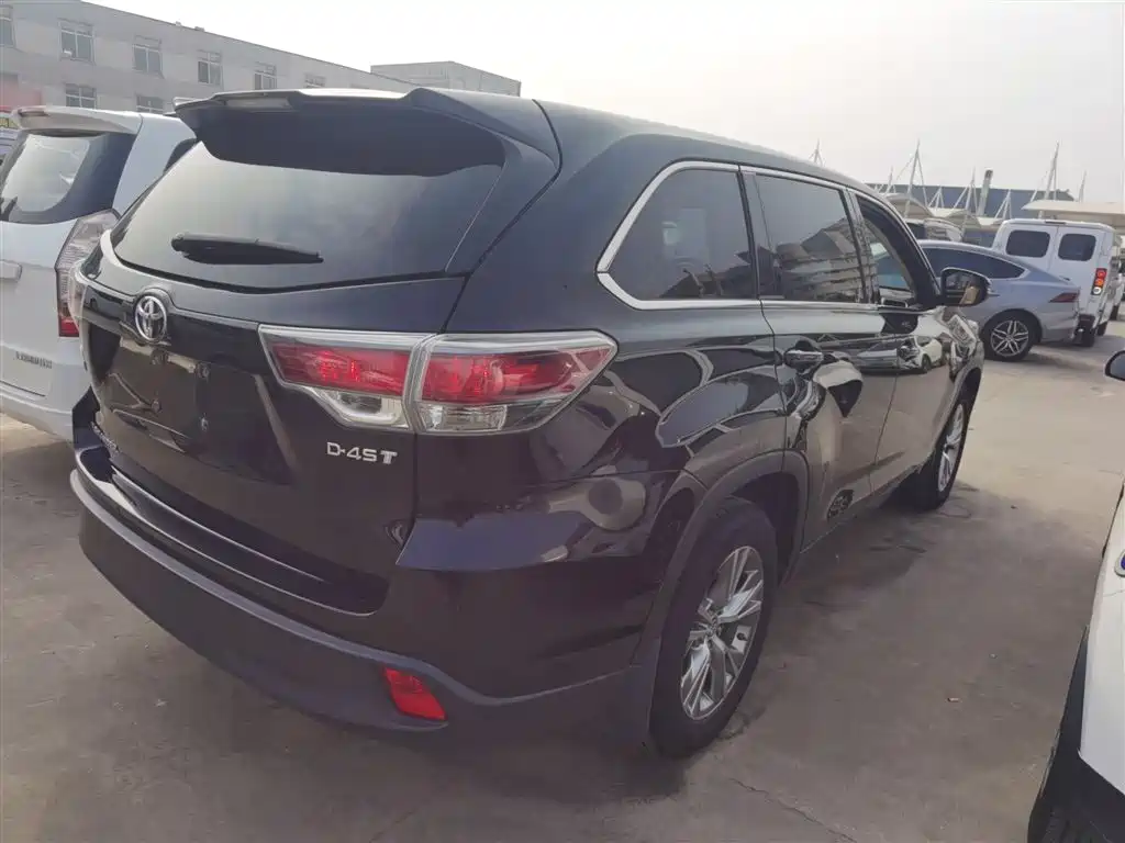 Toyota Highlander 2015 2.0T FWD Elite Edition 5-seater фото 7