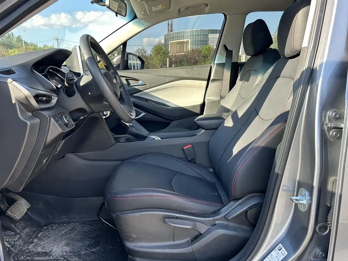Chevrolet Volando 2020 Mild Hybrid Redline 530T Automatic Premium Edition (5+2 seater) фото 7